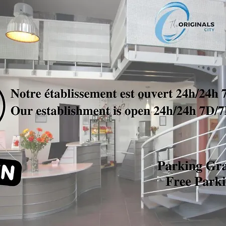ホテル The Originals City, Les Domes, Sud Saleilles 3*