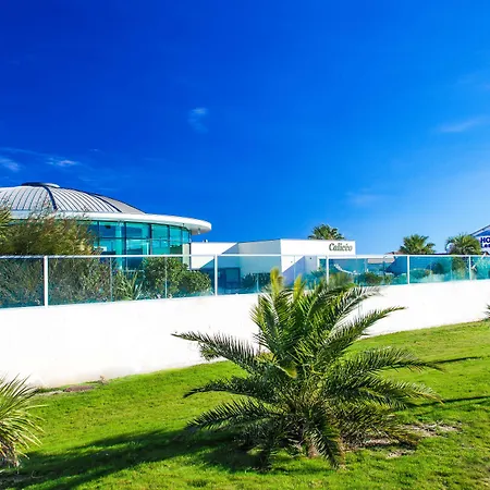 The Originals City, Les Domes, Sud Saleilles ホテル 3*