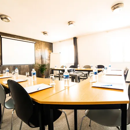 The Originals City, Les Domes, Sud Saleilles מלון