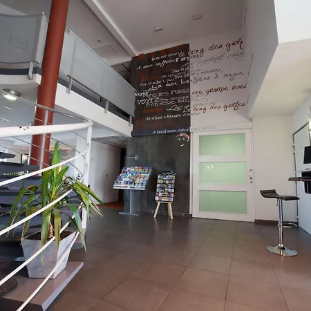 מלון The Originals City, Les Domes, Sud Saleilles