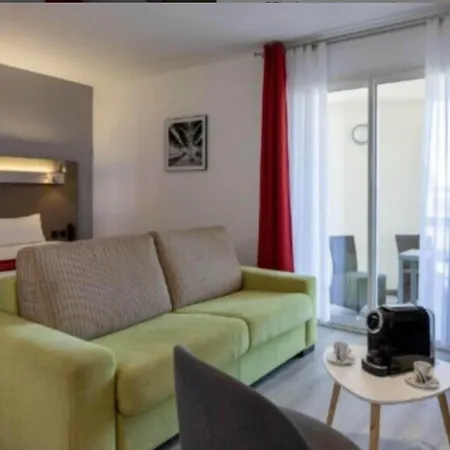The Originals City, Les Domes, Sud Saleilles Hotel